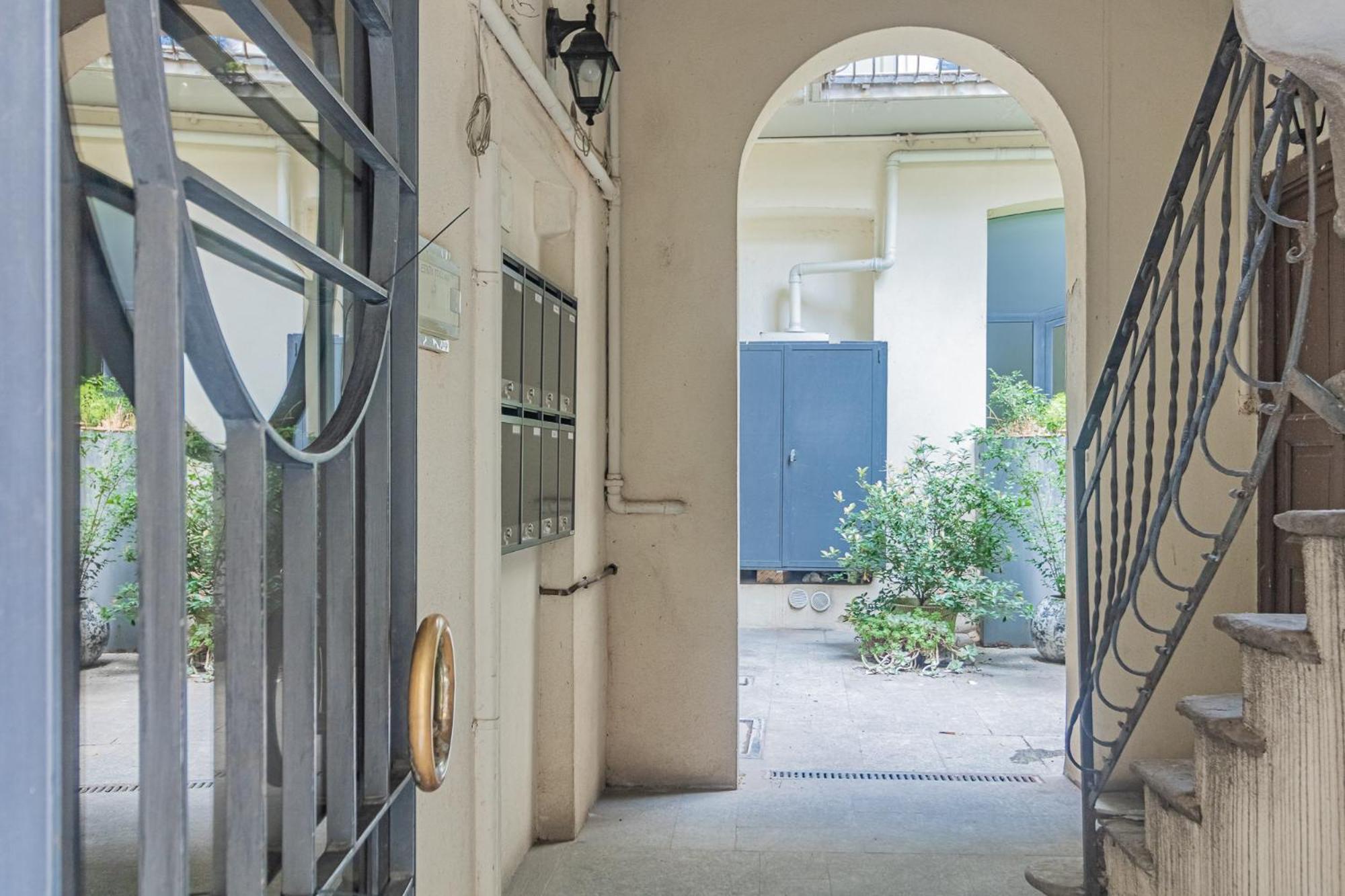Thea - Centro Storico Bed and Breakfast Monza Exterior foto